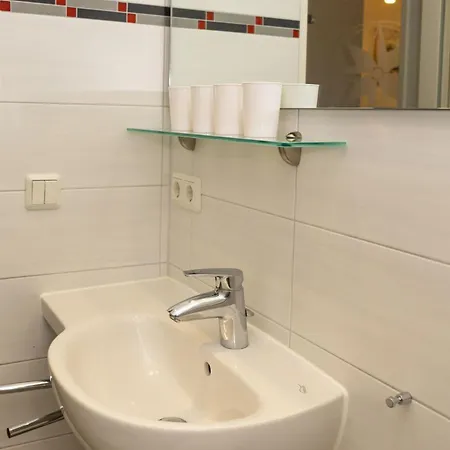 Lord Nelson 115 * Cuxhaven