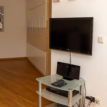 Lord Nelson 115 Apartman