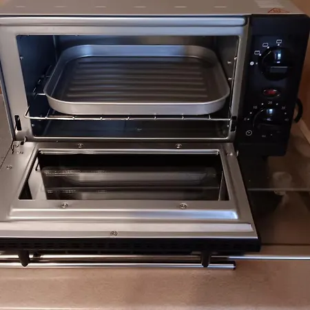 Lord Nelson 115 Apartman *